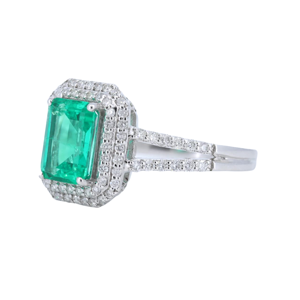 Emerald and Diamonds Halo Ring in 14kt White Gold