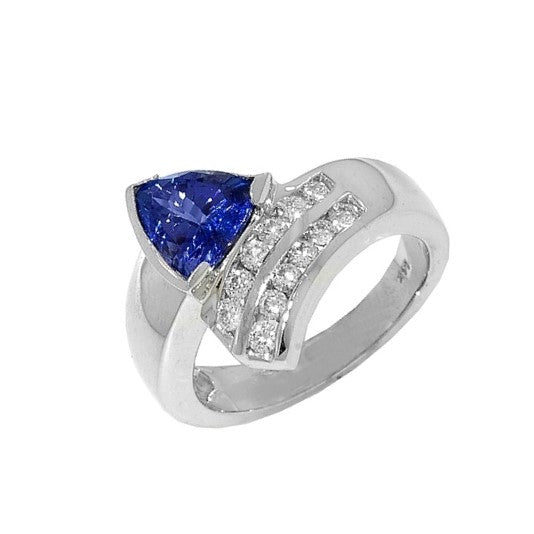 14kw tanzanite ring