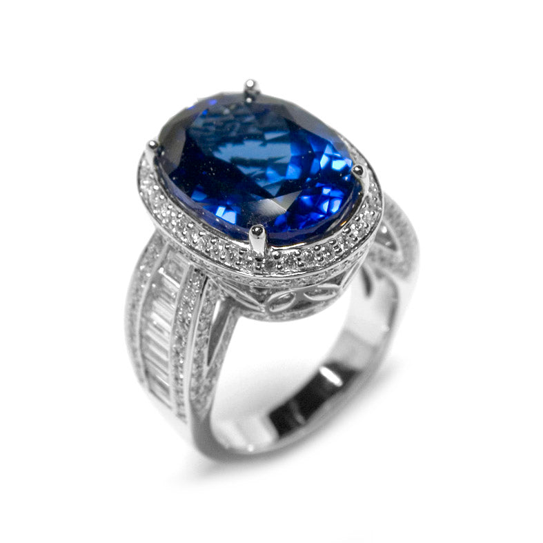 18kw tanzanite ring