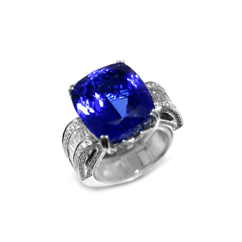 18kw tanzanite ring