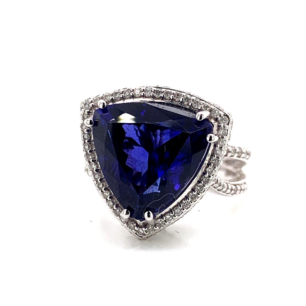 18kw tanzanite ring